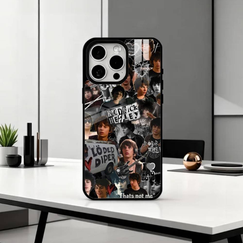 Чехол для телефона R-Rodrick H – обзор и цена Phone Cases H&M